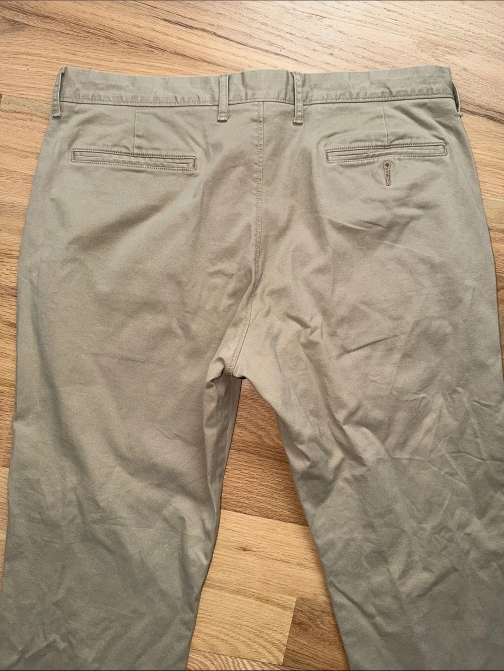 J. Crew Men's Khaki Chino Pants 